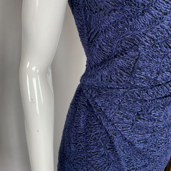 ESCADA Textured Lace Dress wBuilt-in Bra - Picture 2 of 11